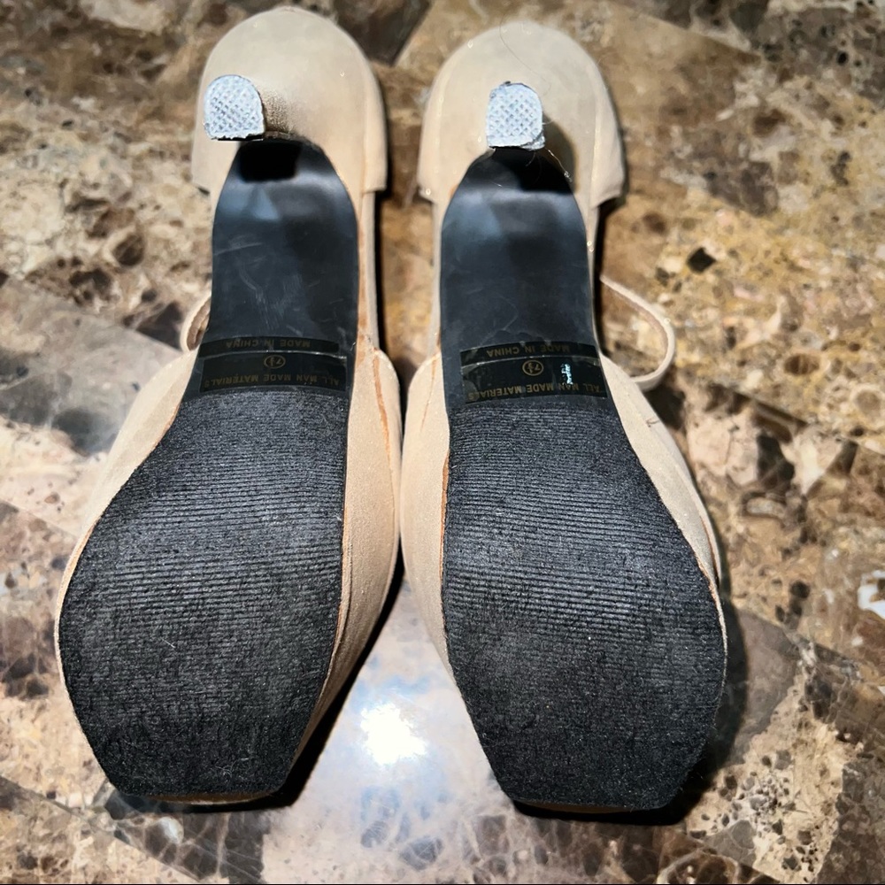 Platform Heels - Picture 8 of 10